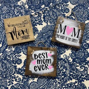 Mom Wooden Hanging Sign Wall Gift Mothers Day Home Decor 6”x5.5” Lot(3) Handmade